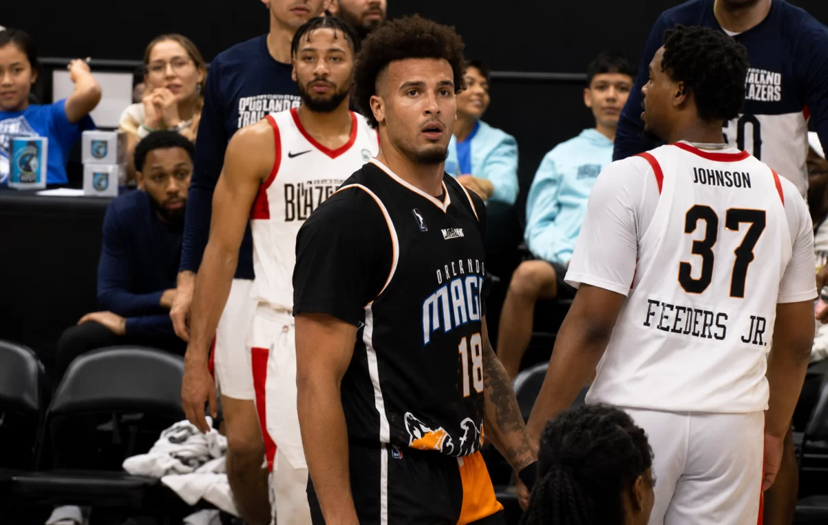 Pacers bring back Jalen Slawson