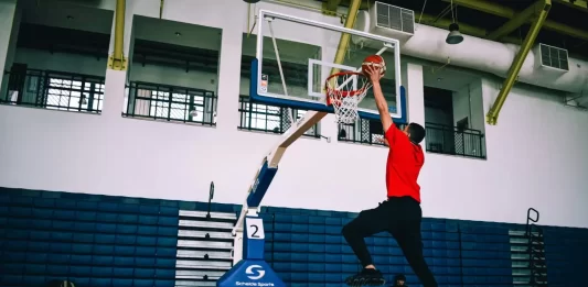 Prolonged Hangtime: The Artistry of Freedom Above the Rim