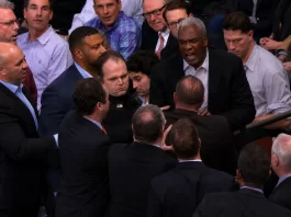 Charles Oakley says Patrick Ewing failed to speak up on MSG return