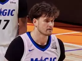 Hawks sign Will Baker