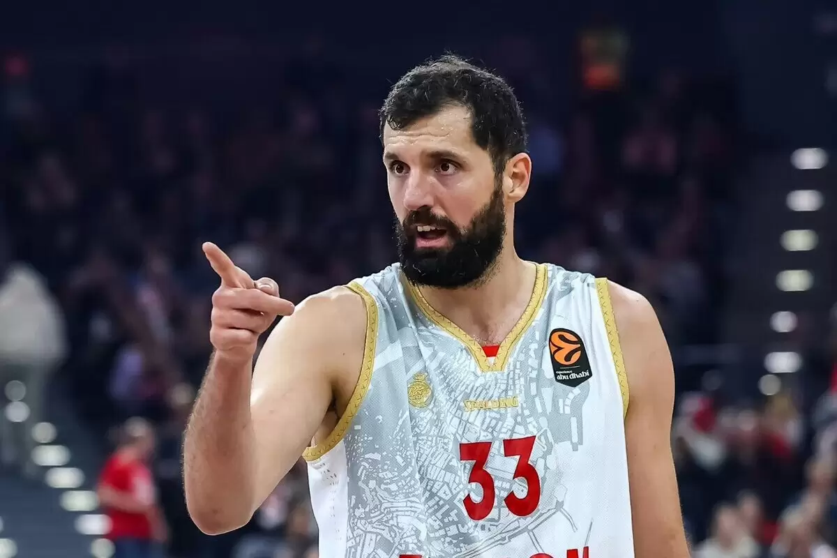 Nikola Mirotic joins Valencia